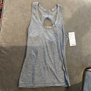 Women’s Athleta Nitro Tank Size Medium NEW Nitro Heather Gray